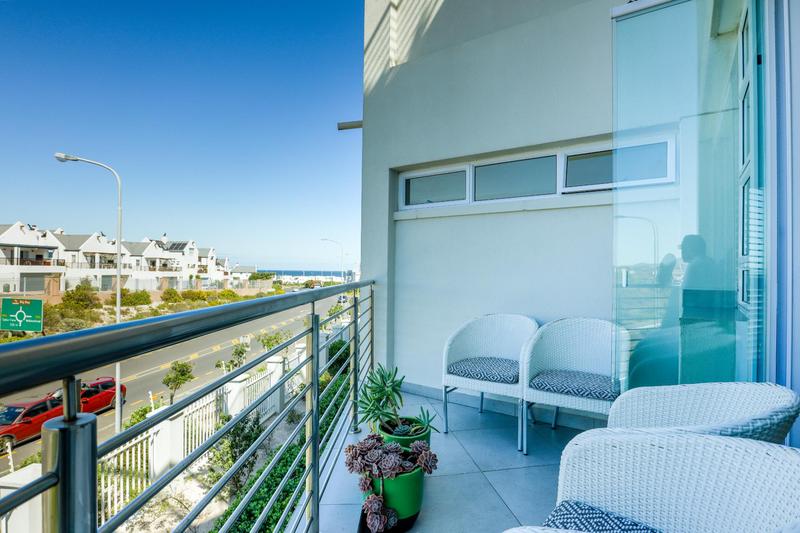 3 Bedroom Property for Sale in Big Bay Western Cape